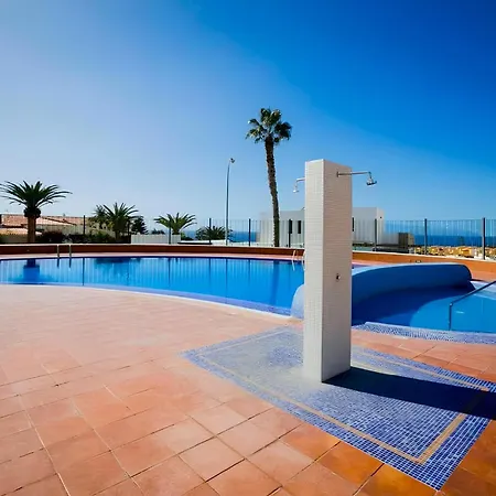 Ocean View Apartment With Sunset Terrace