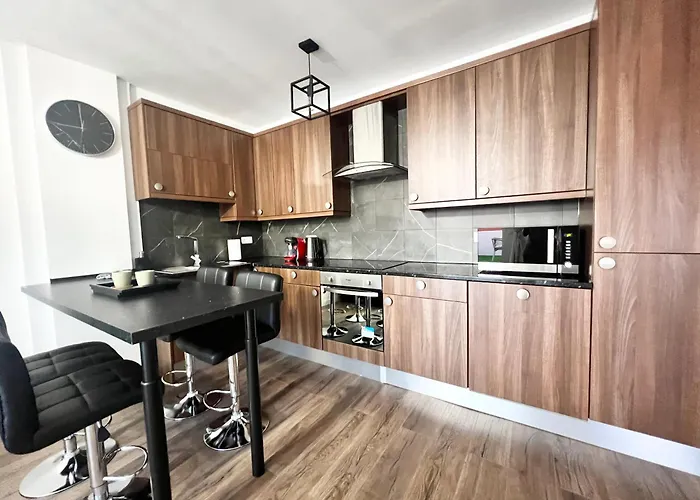 Paulmarie In Colina Blanca Адехе